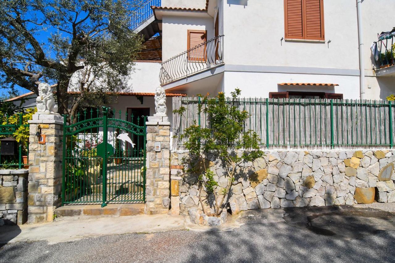 Amore Rentals - Casa Tatano Marciano Kültér fotó